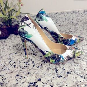 High Stiletto Heels. Peacock Printed Closed Toe Sexy Shoes.